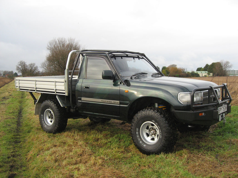 Illustration for article titled Land Cruiser Owners- Making Oddball Vehicles Even Odder